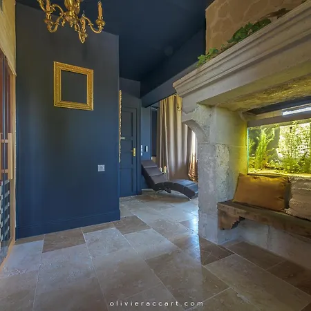 D'hotes La Mascrabiere Bed & Konukevi 4*